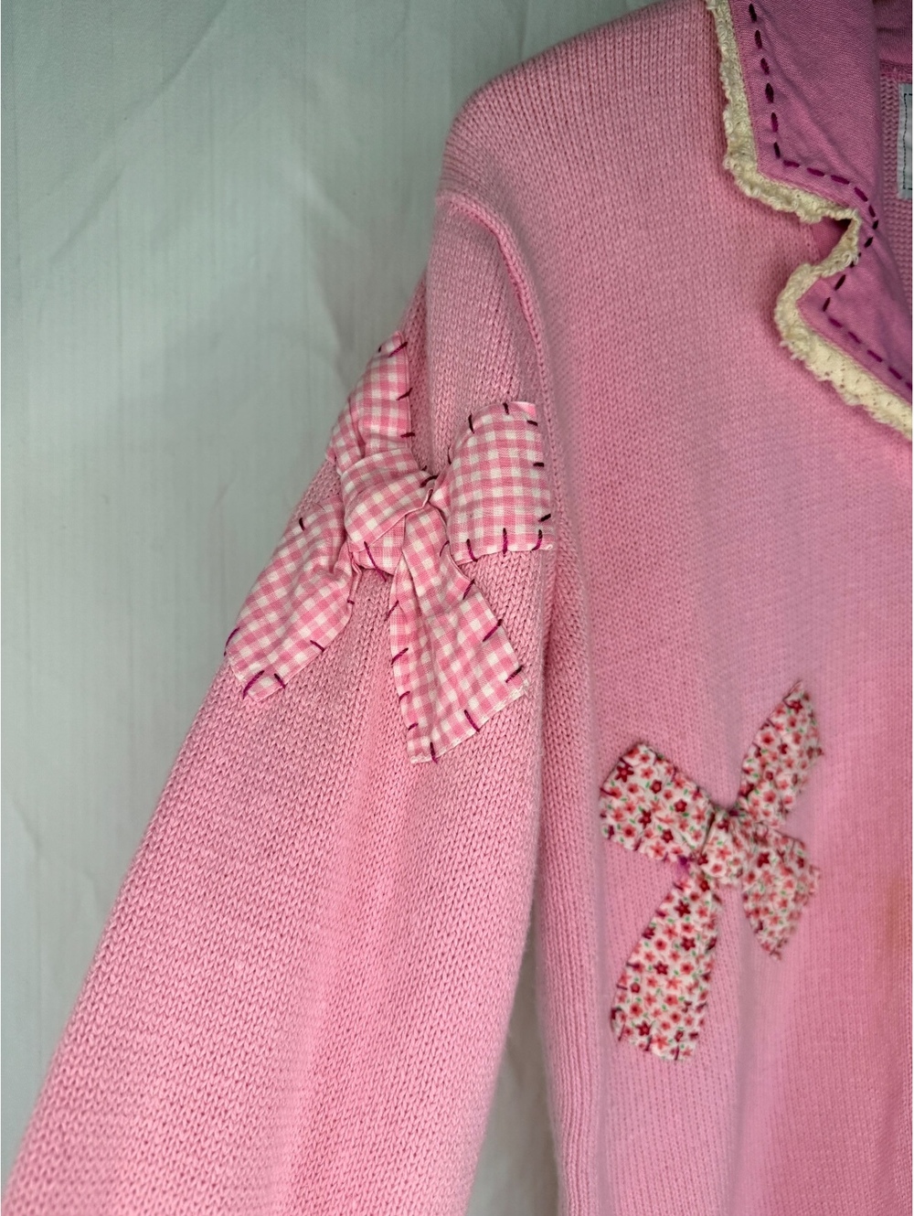 1990s Storybook Knits Pink Bow Cardigan Sweater - Picture 5 of 10